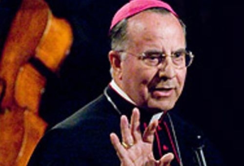 Trani, muore l’arcivescovo Giovan Battista Pichierri: aveva 74 anni