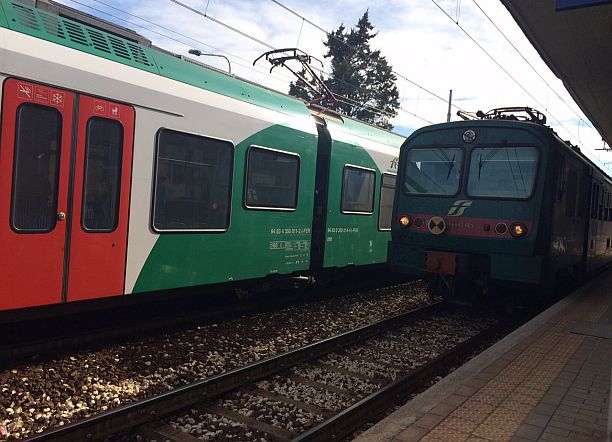 Trenitalia, treno in avaria alla stazione di Bari-Santo Spirito: disagi e ritardi su 12 tratte