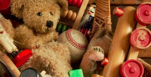 Trinitapoli, l’associazione ‘Albero Verde della vita’ dona giocattoli natalizi ai bimbi meno fortunati