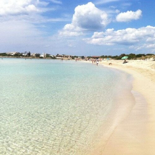 Trovare la spiaggia dei sogni comodamente dal proprio smartphone? Ora è possibile con ‘Puglia Beach’