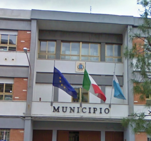 Valenzano, il sindaco Lomoro a processo: ‘Chiese soldi alla ex vicesindaca in cambio della candidatura alle regionali”