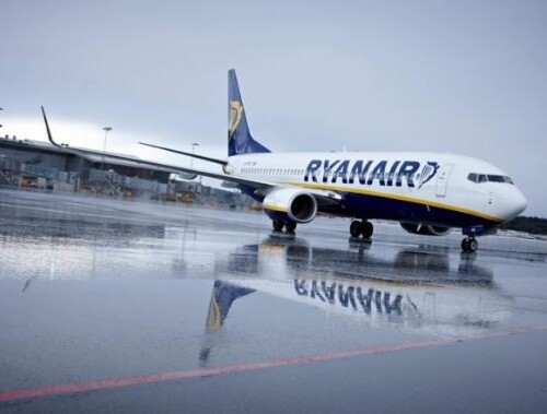 Volo Bari-Bergamo in ritardo di cinque ore: Ryanair dovrà risarcire nove passeggeri pugliesi
