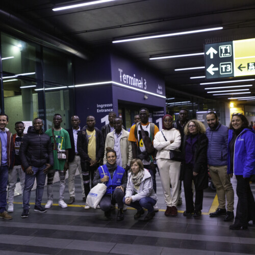 Arrivato in Italia il primo gruppo dei rifugiati vincitori di borse di studio dei corridoi universitari