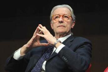 “Interventi contro i meridionali”, Vittorio Feltri a processo per istigazione all’odio razziale