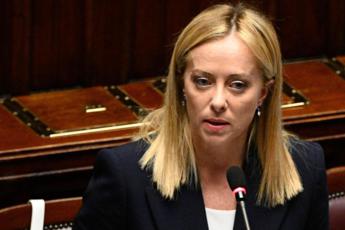 Ue, Meloni: “Non semplice negoziato su Patto, impegno Italia”