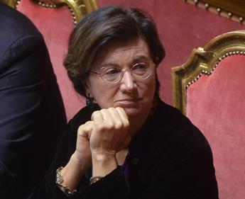 Violenza su donne, Roccella: “Corteo Roma occasione sprecata per motivi ideologici”