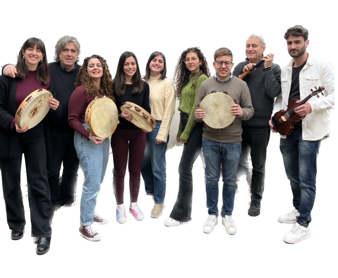 SABATO 20 MAGGIO ALLE OFFICINE CANTELMO DI LECCE LA QUATTORDICESIMA EDIZIONE DI MAREAPERTO SI CONCLUDE CON AMBROGIO SPARAGNA E IL PROGETTO LUMENÈA