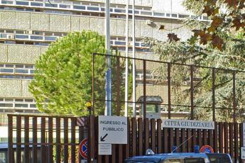 Talpa procura di Roma, De Vivo condannato a 5 anni per corruzione in atti giudiziari