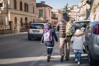 Avere fratelli ‘non fa bene’ alla mente: lo studio