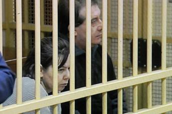 Strage di Erba, la criminologa: “Da confessione a riconoscimento, i dubbi sul caso”