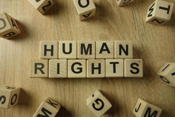 Diritti umani, i settori con le maggiori disparità