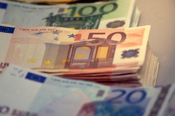 Istat, inflazione Italia frena a dicembre: stima a 0,6% annuo