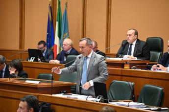 Lazio, via libera del Consiglio regionale a manovra da oltre 18 miliardi, Rocca: “Bilancio di saggezza”