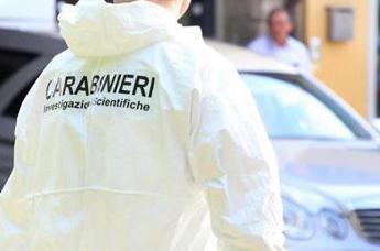 Omicidio a Pescara, uomo ucciso a coltellate: corpo trovato in strada
