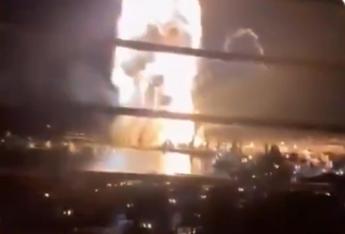 Ucraina, Kiev distrugge nave russa in Crimea – Video