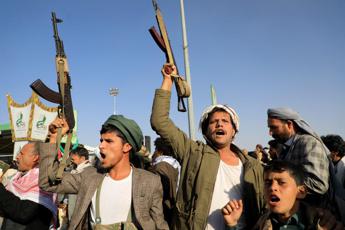 Houthi, Usa: no escalation con Iran. Ma è già ‘guerra regionale’: l’analisi