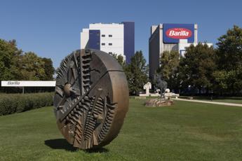 Barilla, racconta Archivio storico ai visitatori dello stabilimento di Pedrignano