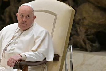 Papa Francesco influenzato, annullate le udienze di oggi