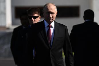 Putin: “Russia pronta al dialogo con l’Ucraina”