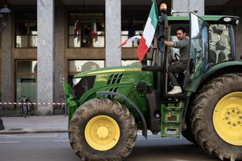 Trattori in partenza verso Sanremo: “Domani sul palco dell’Ariston”. Ma la Rai smentisce