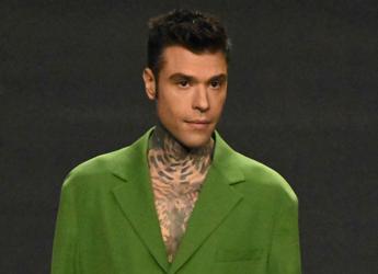 Fedez contro la stampa: “Il pestaggio a Milano? Io non c’ero”