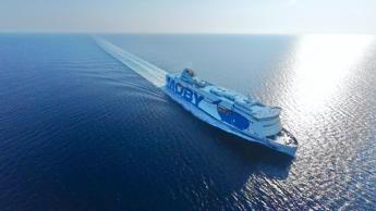 Moby, i 2 traghetti più grandi nel mondo insieme in linea fra Livorno e Olbia