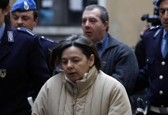 Strage di Erba, le tre prove della discordia al centro dell’udienza di revisione