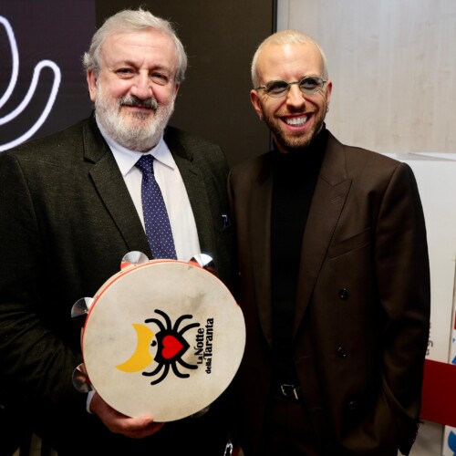 SHABLO È IL MAESTRO CONCERTATORE DELLA NOTTE DELLA TARANTA 2024