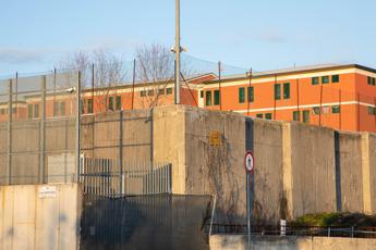 Pestaggi al carcere minorile Beccaria, pm: “Sistema di violenza consolidato”