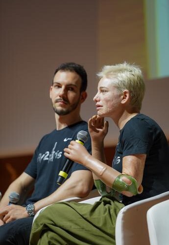 Bebe Vio ed Emanuele Lambertini a ingegneri clinici: “Siate al nostro fianco”