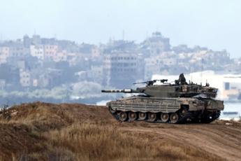 Rafah, Usa: “Israele ha ammassato truppe per assalto”. Qatar: “Colloqui in stallo”