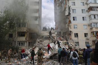 Ucraina, Russia avanza verso Kharkiv. Almeno 19 morti in attacco Belgorod