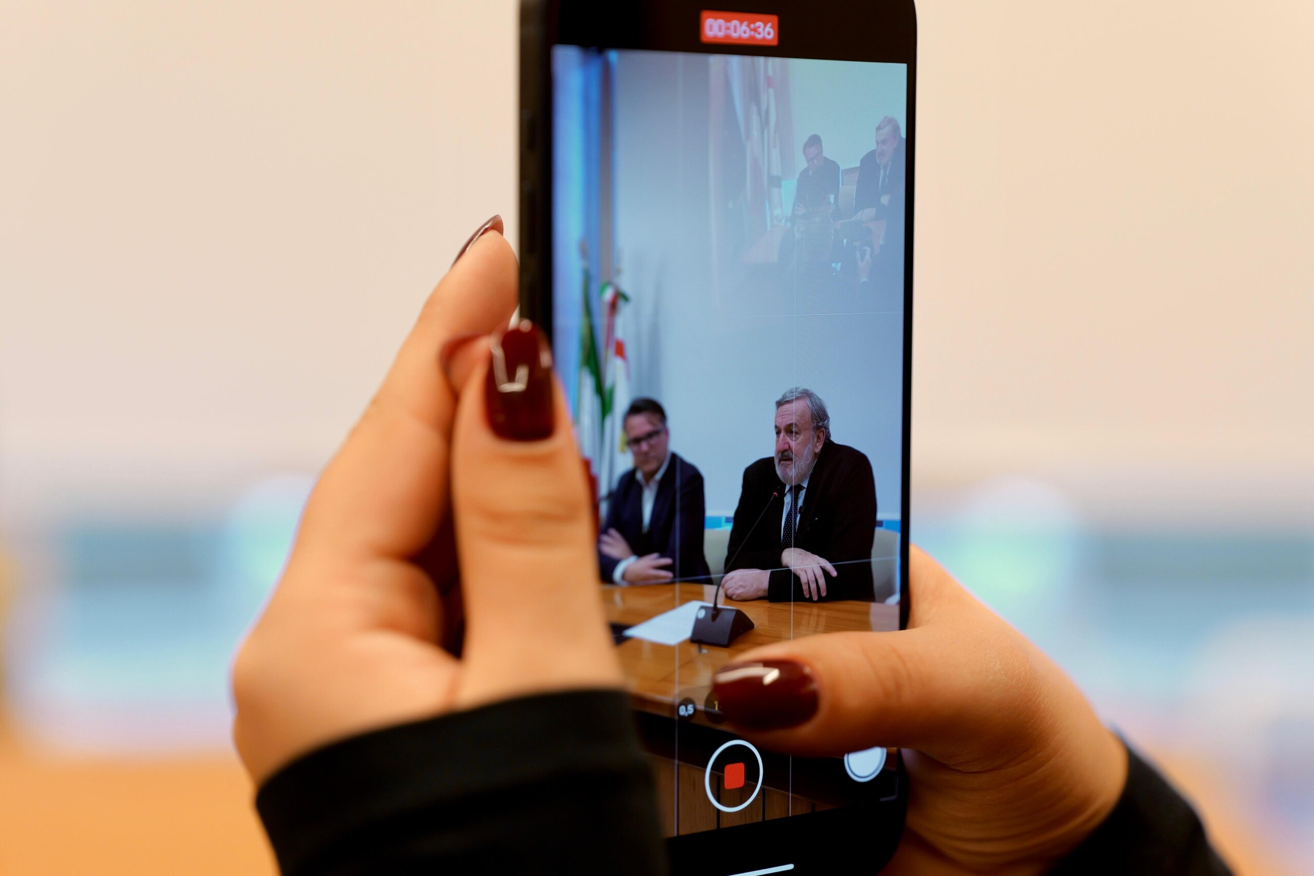 BILANCIO. LA REGIONE PUGLIA INVESTE NEL SOCIAL FREEZING, EMILIANO E LACATENA PRESENTANO IL PROVVEDIMENTO A SOSTEGNO DELLA NATALITÀ