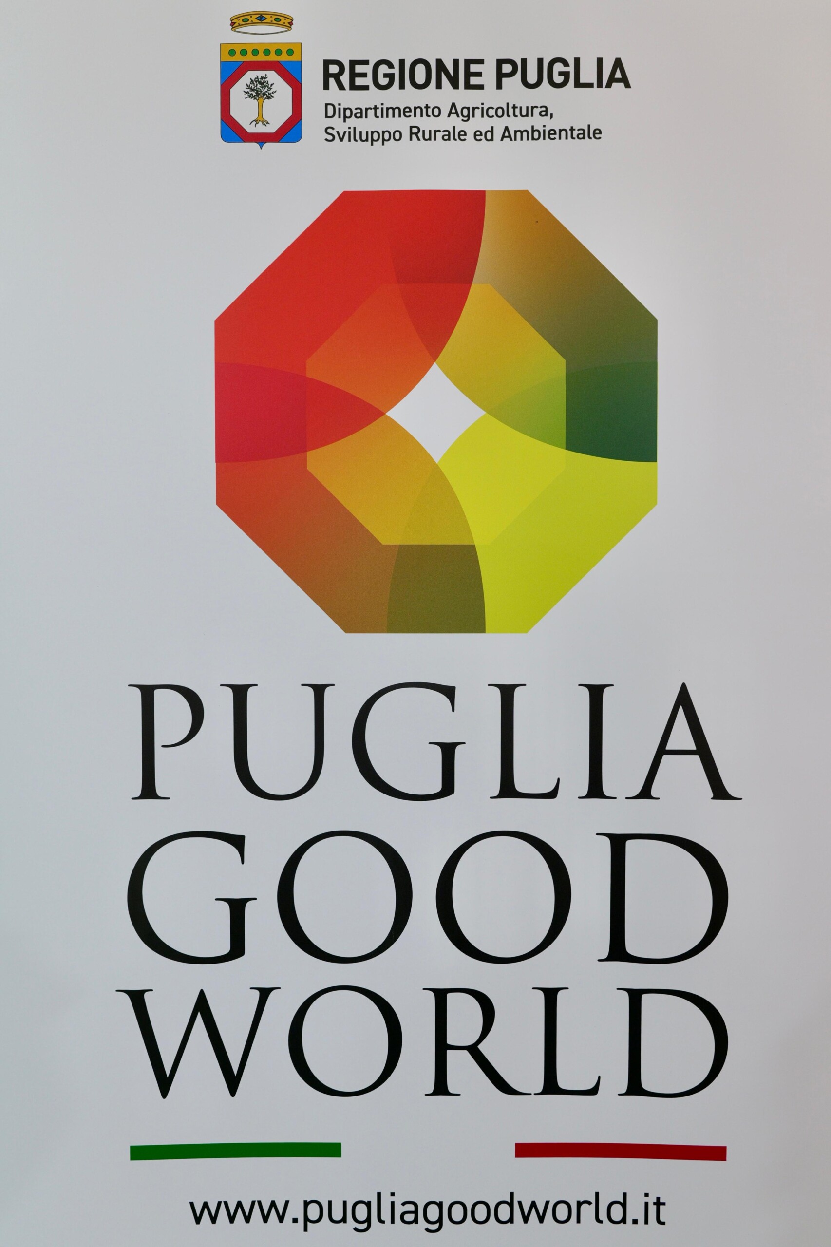 PUGLIAVEGETABLESWORLD.IT, PRESENTATO IL PRIMO PORTALE PER L’ORTOFRUTTA PUGLIESE