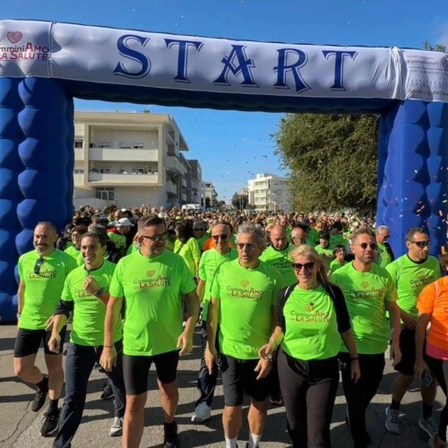 “CamminiAmo per la salute”: oltre 1500 partecipanti per la camminata promossa dall’IRCCS “De Bellis”