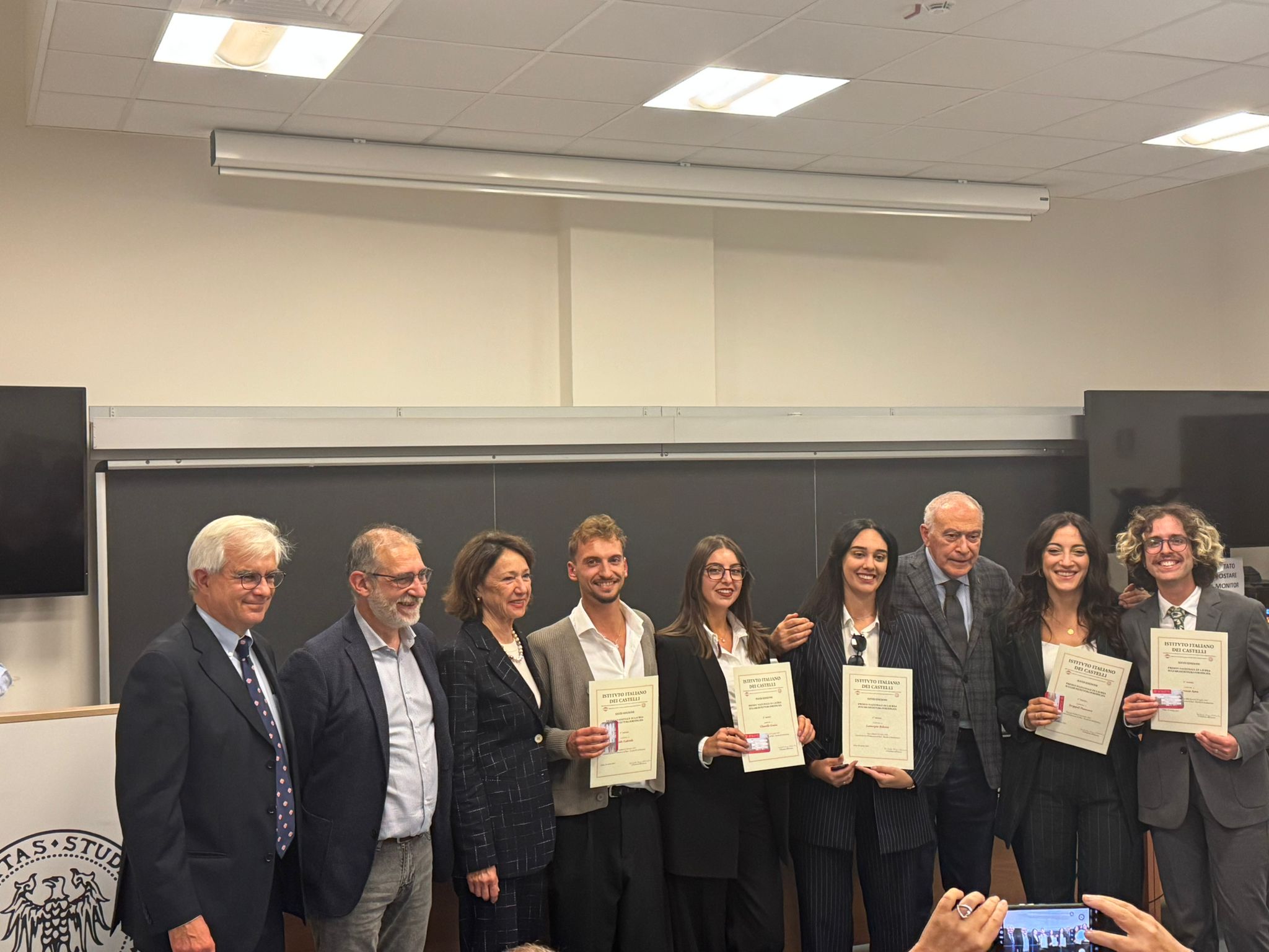 Primo Premio Nazionale a cinque neoarchitetti del Poliba per la tesi di laurea. Conservazione, restauro e valorizzazione del Castello Svevo-Aragonese di Brindisi