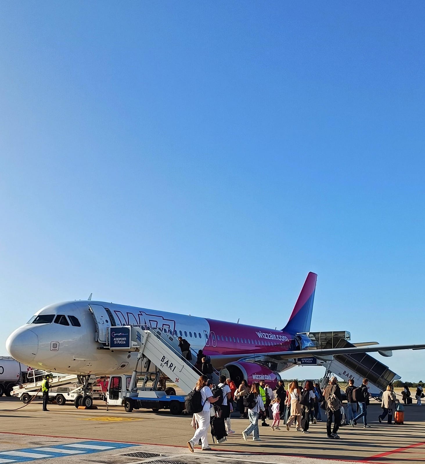 WIZZ AIR E AEROPORTI DI PUGLIA HANNO INAUGURATO TRE NUOVE ROTTE INTERNAZIONALI DALLA CAPITALE PUGLIESE VERSO L’EST