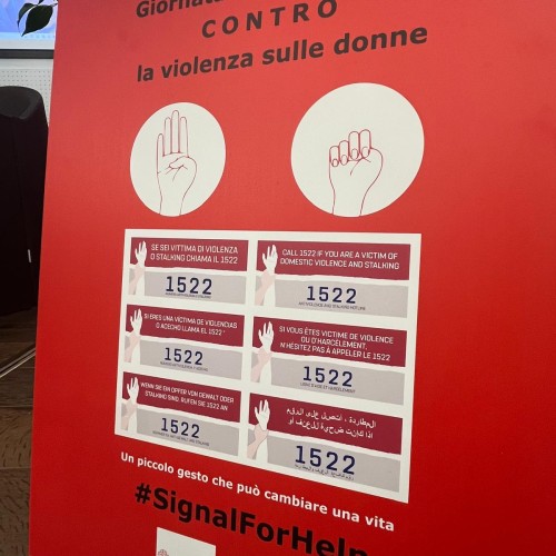 La ASL di Bari introduce un nuovo percorso unico nei pronto soccorso per l’assistenza alle vittime di violenza e maltrattamenti di genere