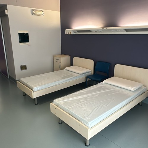 Apre la prima foresteria della ASL di Bari: al Di Venere un nuovo spazio in reparto per accogliere le mamme dei neonati prematuri