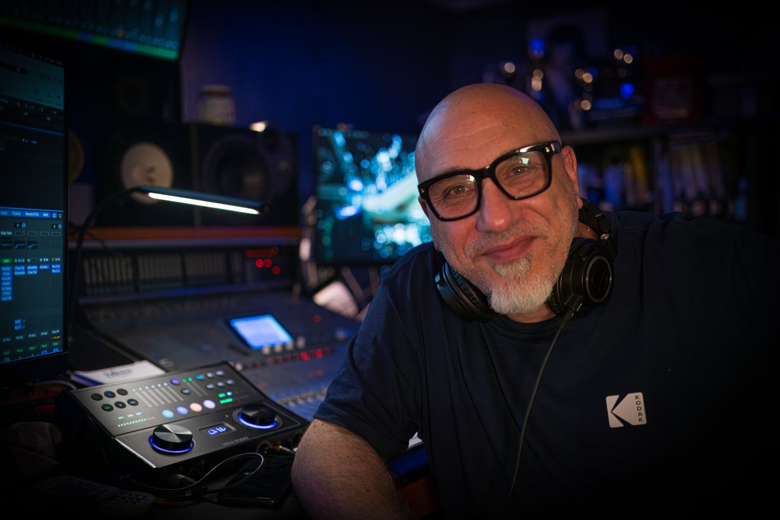 Conosciamo gli Oesais: Michele Marmo ecco il vero, unico ed inimitabile “Mcail”