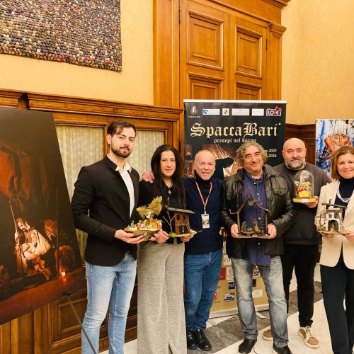 Presentata la ventunesima edizione della tradizionale mostra dei presepi d’autore “SpaccaBari”