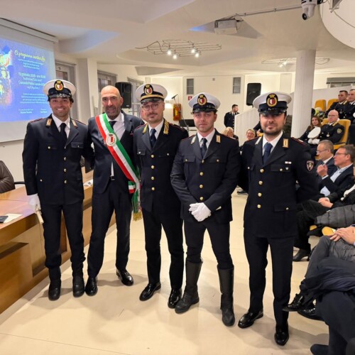 Consegnati 44 encomi al personale della Polizia locale: presentato il report delle attività 2025, il 20 gennaio in Cattedrale le celebrazioni per San Sebastiano