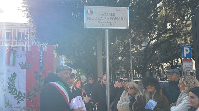 Intitolata l’area comunale di corso Cavour al commediografo Nicola Saponaro