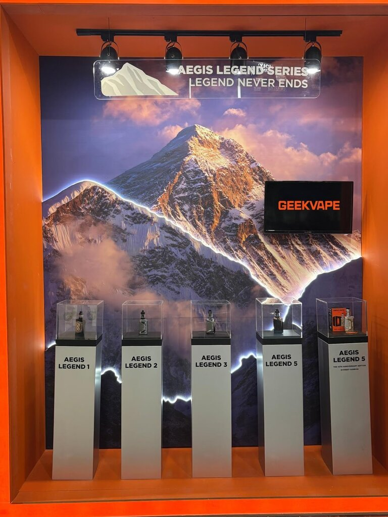 GEEKVAPE presenta il concept “GEEK STORE” al Vapexpo di Parigi, mostrando ai partner l’esperienza retail del futuro