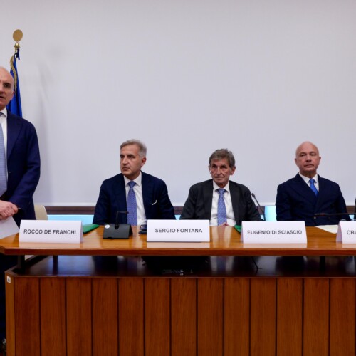Presentato “G.O.D. – Genetics & Orphan Drugs” di Farmalabor, la nuova frontiera della medicina personalizzata e della sintesi green. Di Sciascio: “Un progetto ambizioso di ricerca sui farmaci orfani e sulla medicina personalizzata”