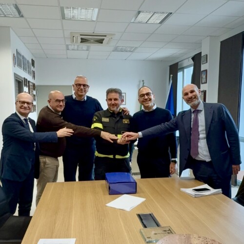 Aeroporto di Foggia, Piemontese presenta ai Vigili del Fuoco il progetto del distaccamento: investimento da 9 milioni di euro per rafforzare sicurezza e sviluppo dello scalo