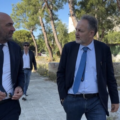 GIORNATA DELLA LEGALITÀ, IL SINDACO LECCESE E IL SENATORE MELCHIORRE A JAPIGIA: “LEGALITÀ E SICUREZZA SI COSTRUISCONO INSIEME, OLTRE GLI SCHIERAMENTI”