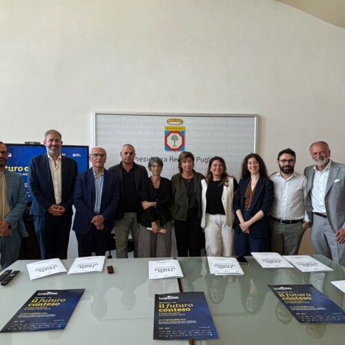 Il Futuro conteso: il senso del limite, la misura delle regole. È questo il tema della nuova edizione di Lectorinfabula che quest’anno amplia e consolida la rete dei Comuni e crea un format dedicato alle nuove generazioni