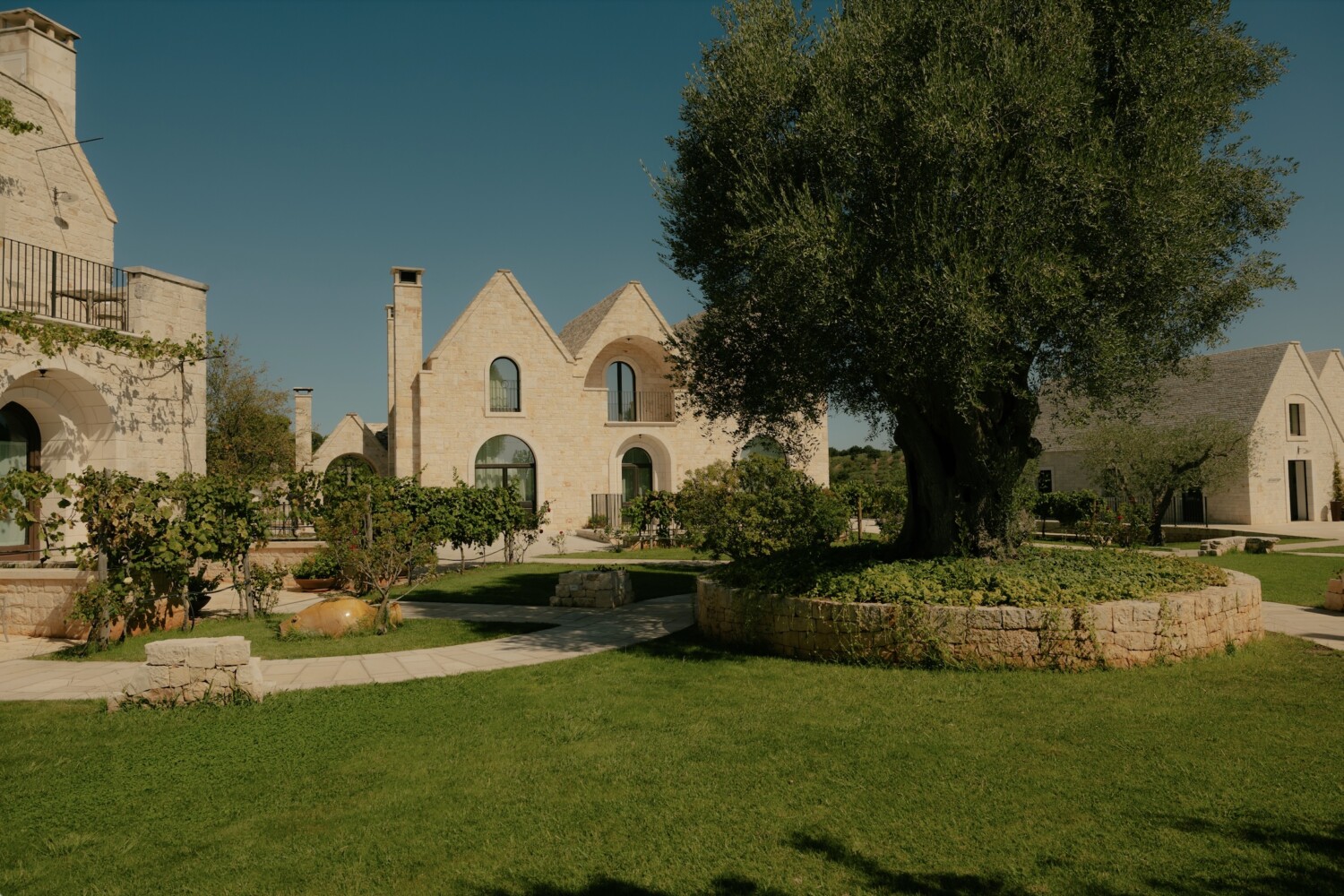 OTTOLIRE RESORT: IL NUOVO INDIRIZZO LIFESTYLE DA VIVERE E SCOPRIRE IN VALLE D'ITRIA IN PUGLIA