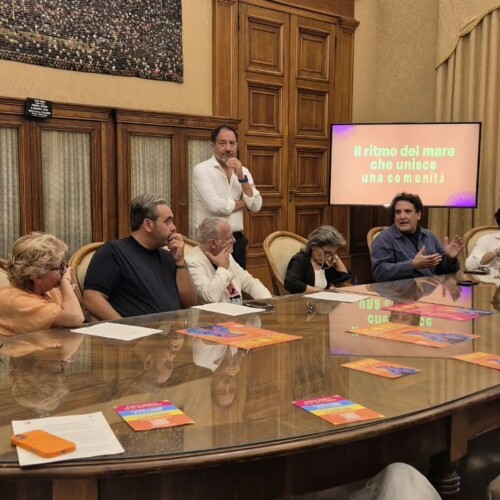 “Le Feste di Santomare 2026” attivazione territoriale, decentramento culturale e sostenibilità costiera: tre weekend di musica, spettacolo e partecipazione a Santo Spirito, Torre a Mare e San Girolamo